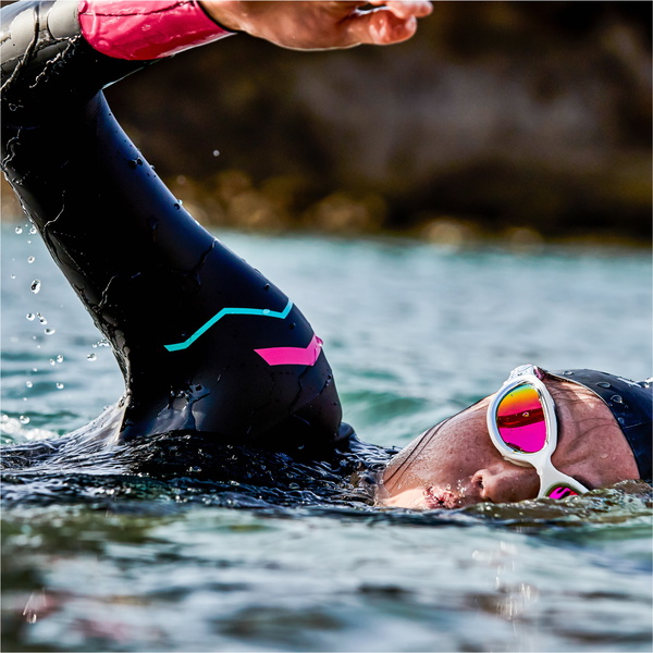 2026 Zone3 Womens Agile Swim Wetsuit WS21WAGI114 - Black / Pink / Turquoise